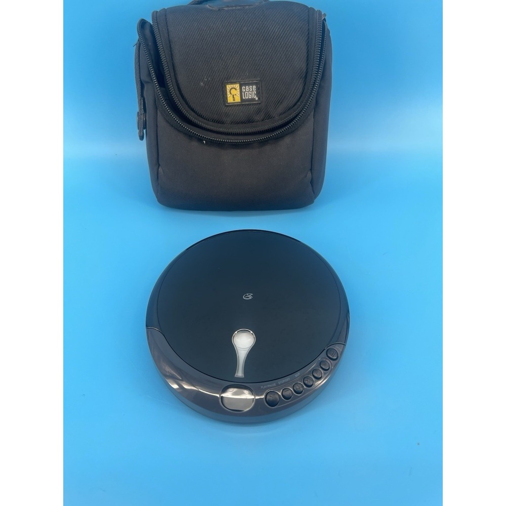 GPX PC301B Portable Personal CD Player Tested Works w/ Case Logic Carry Case